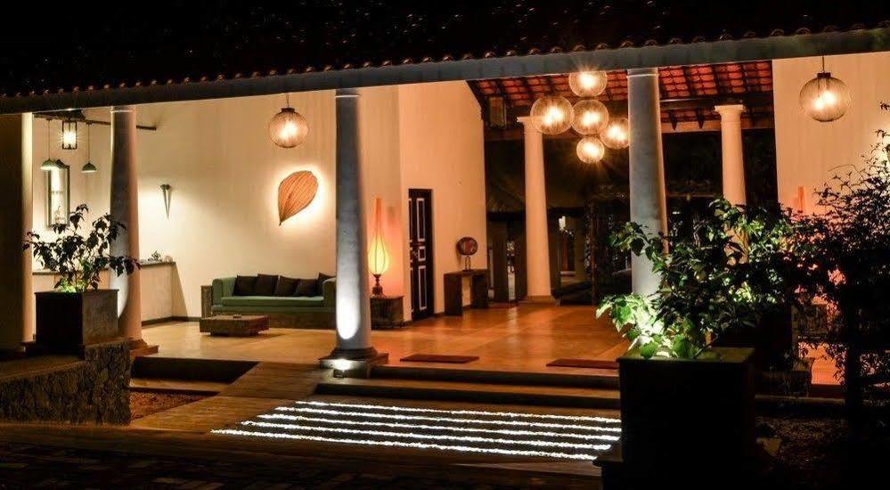 Rangiri Dambulla Resort Buitenkant foto